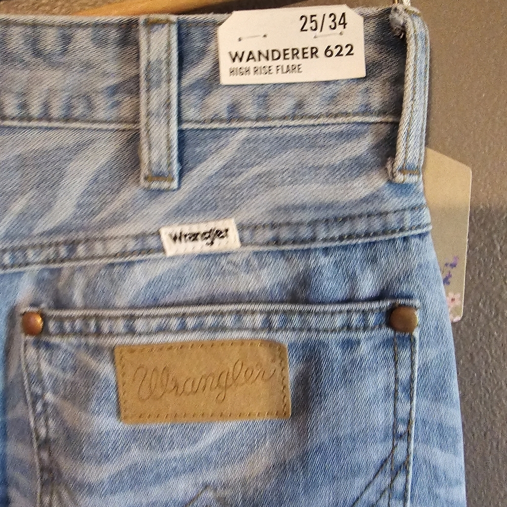 Wrangler Wanderer High Rise Flare
